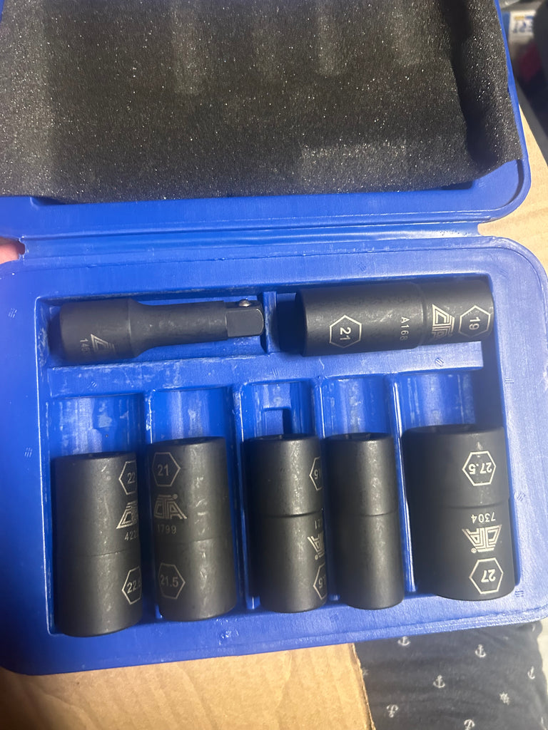 Thin wall socket set