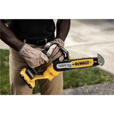 DeWalt 20V MAX* 8 in Brushless Cordless Pruning Chainsaw (Tool Only)